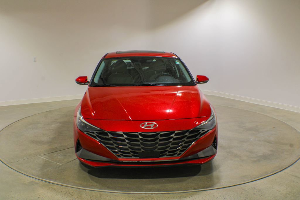 Used 2021 Hyundai Elantra Limited w/ Cargo Package FWD image 8