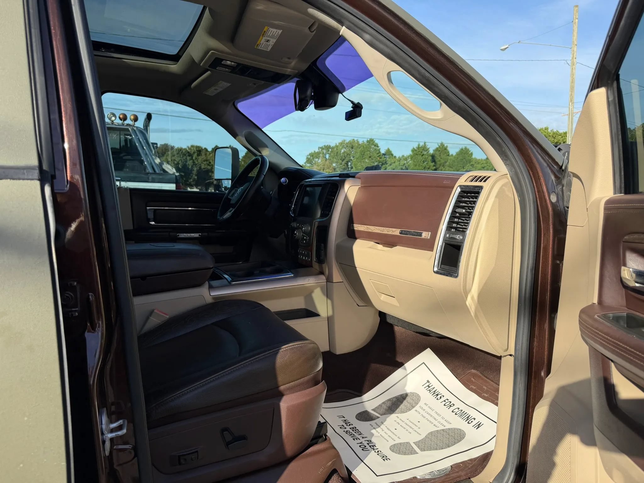 Used 2014 RAM 3500 Laramie Longhorn AWD/4WD image 23