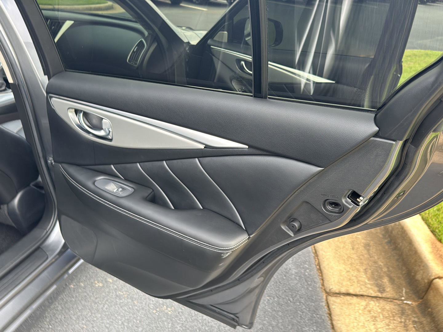 Used 2022 INFINITI Q50 Luxe w/ Cargo Package image 13