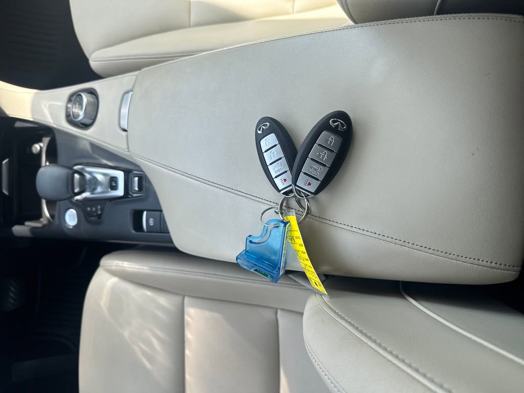 Used 2019 INFINITI QX50 Luxe FWD image 28