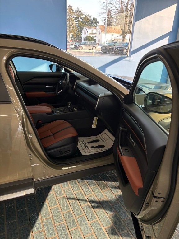 New 2026 MAZDA CX-50 Meridian Edition w/ Weather Package image 13