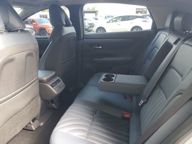 Used 2023 Nissan Ariya AWD/4WD image 11