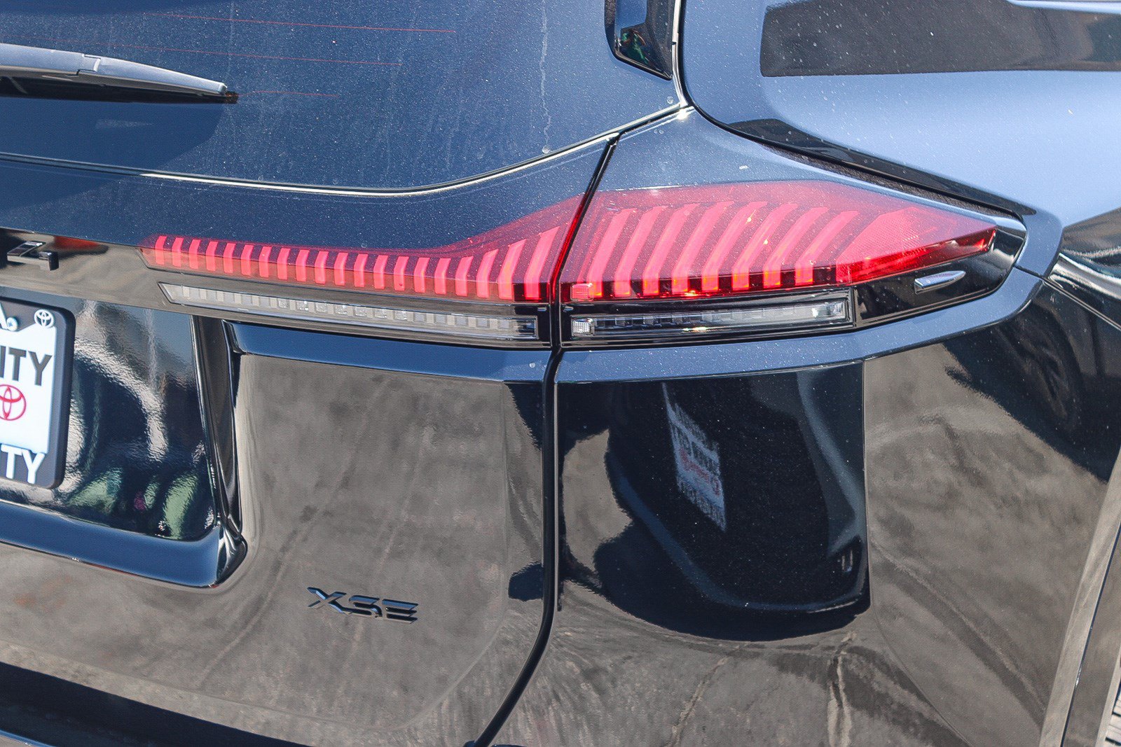 New 2026 Toyota RAV4 XSE AWD/4WD image 10