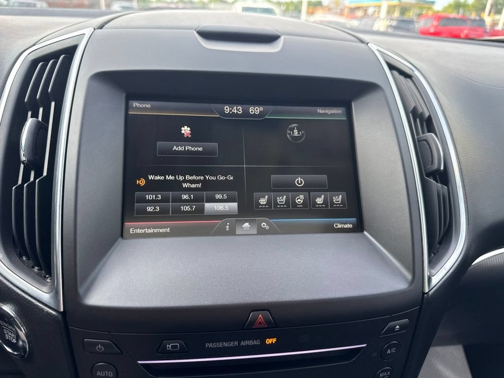Used 2015 Ford Edge Titanium w/ Equipment Group 302A AWD/4WD image 16