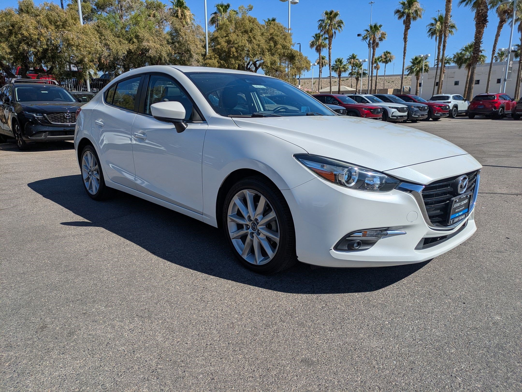 Used 2017 MAZDA MAZDA3 Grand Touring FWD image 7