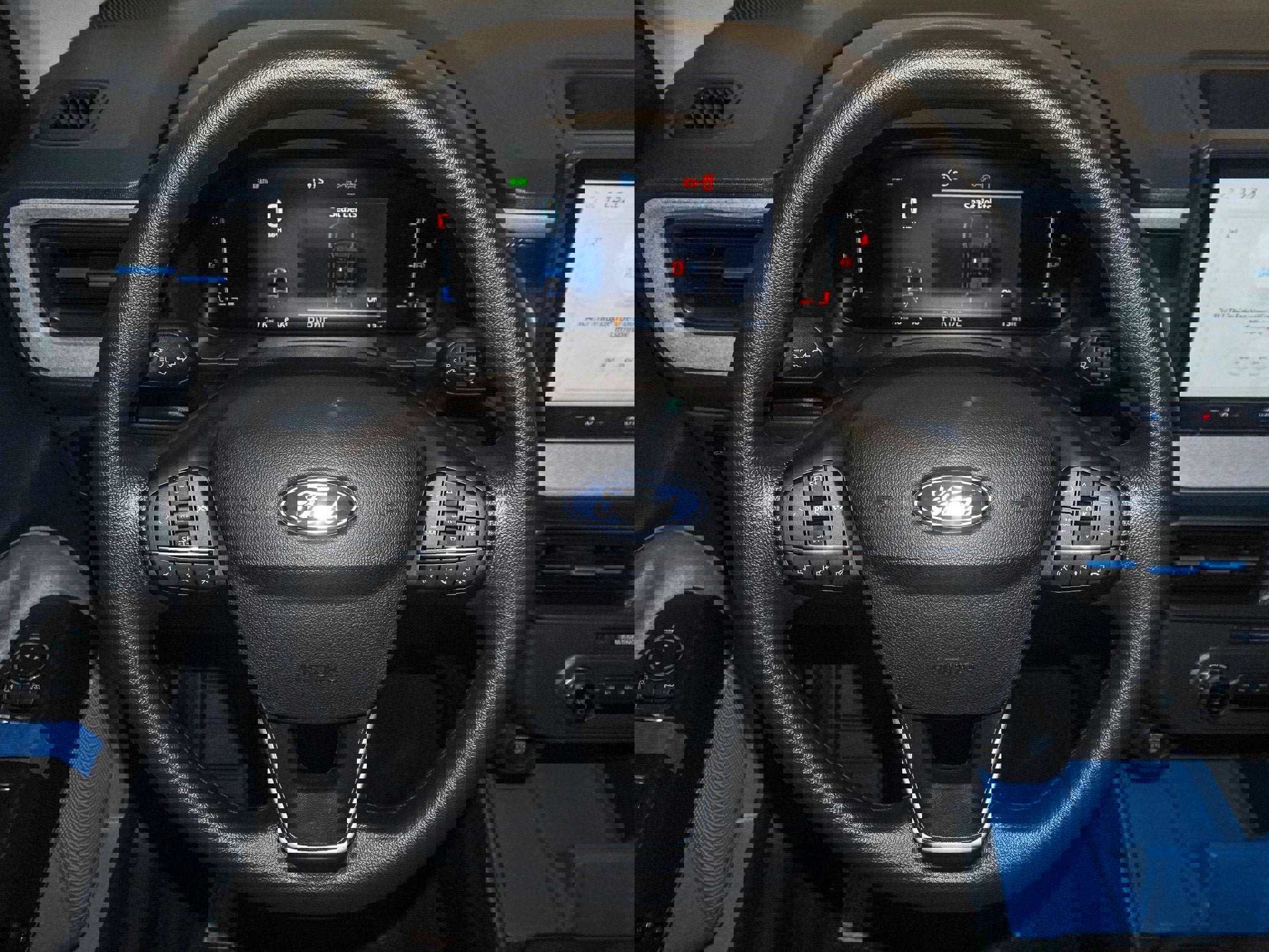 New 2025 Ford Maverick XLT image 27