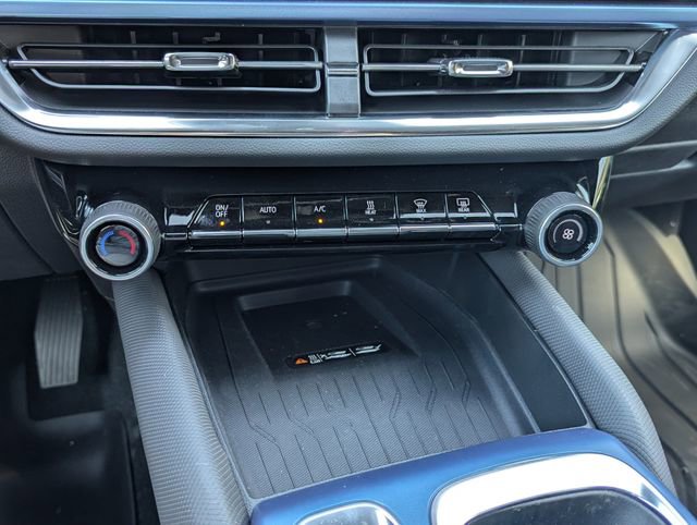 New 2026 Chevrolet Equinox EV LT FWD image 22