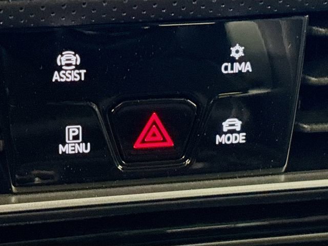 New 2026 Volkswagen Atlas Cross Sport SEL R-Line image 35