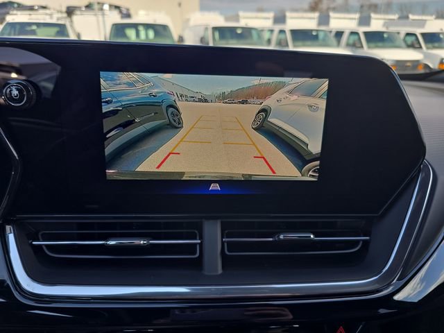 New 2026 Chevrolet Trax RS w/ Sunroof Package FWD image 16