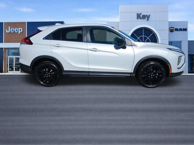 Used 2024 Mitsubishi Eclipse Cross LE image 6