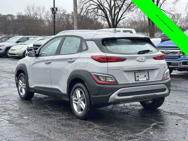 Used 2023 Hyundai Kona SE w/ Cargo Package image 2