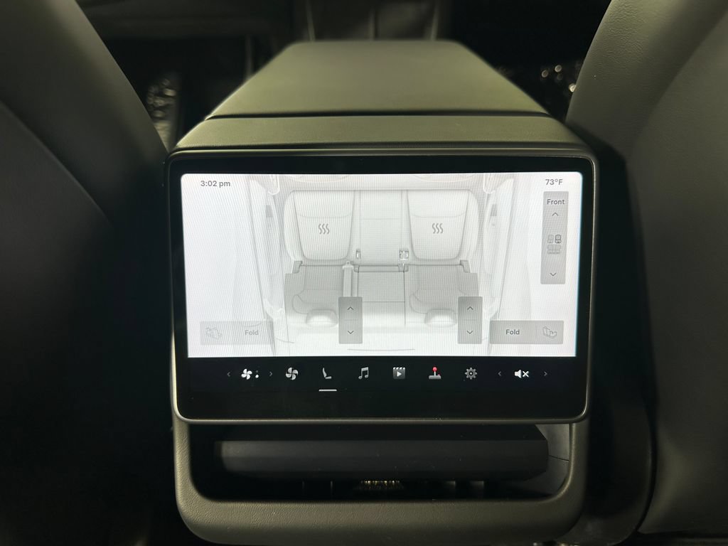 Used 2026 Tesla Model Y AWD image 27