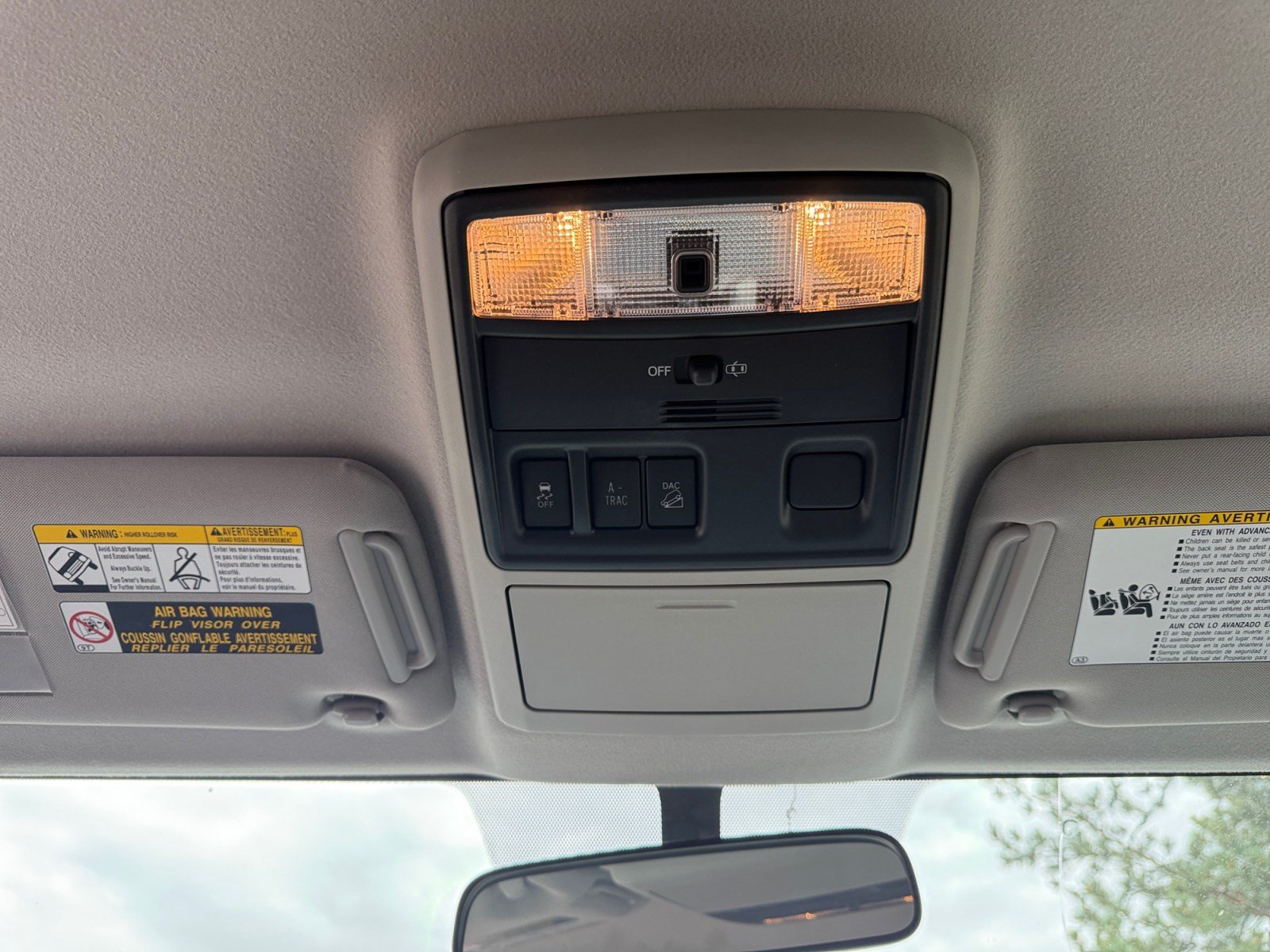 Certified 2019 Toyota 4Runner SR5 AWD/4WD image 31