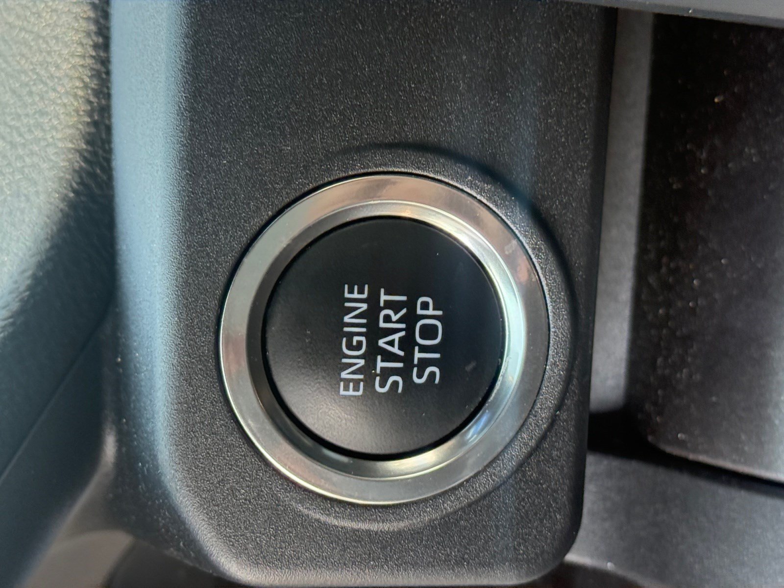 Used 2025 Toyota 4Runner SR5 RWD image 30