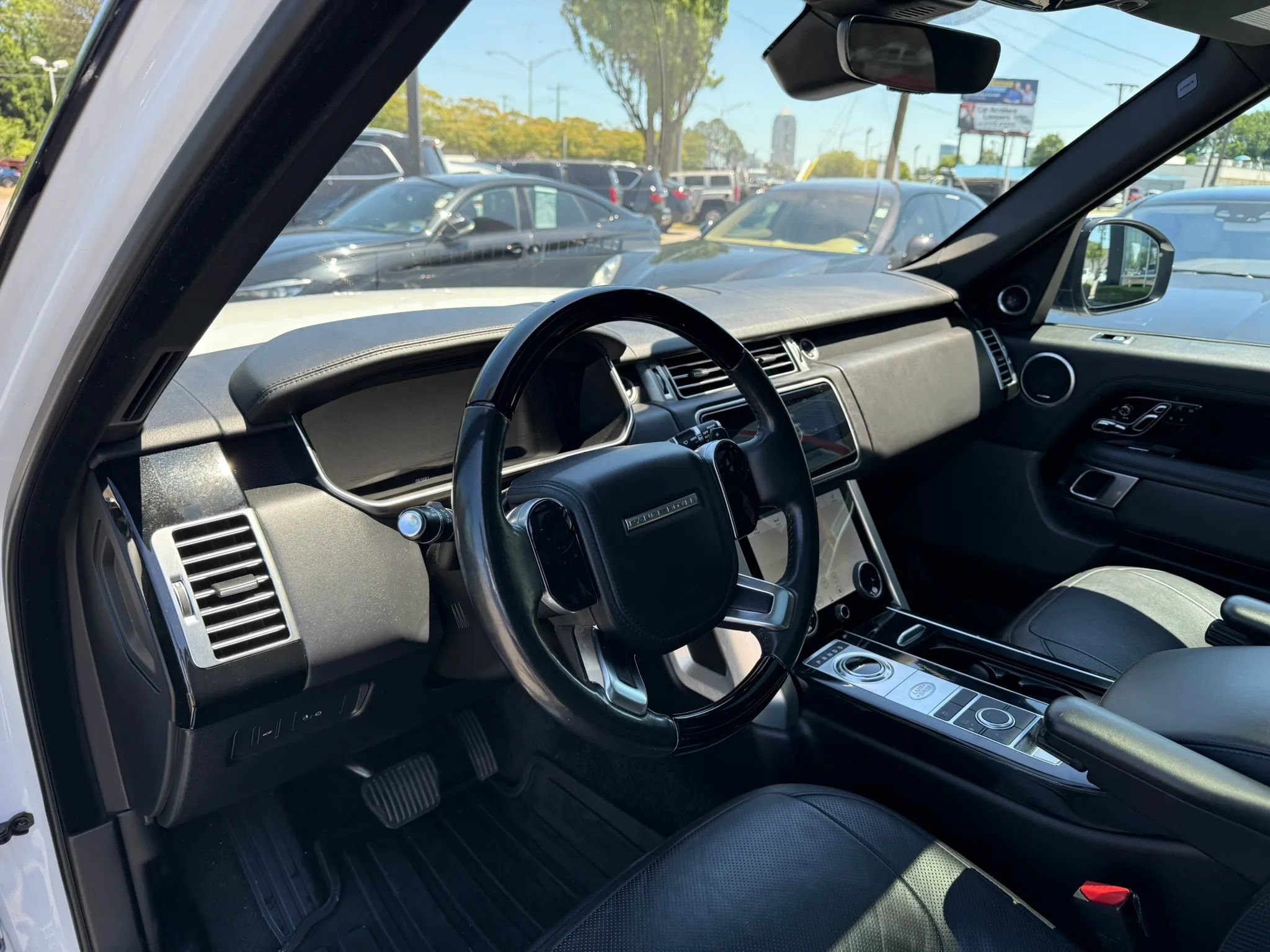 Used 2019 Land Rover Range Rover HSE AWD/4WD image 7