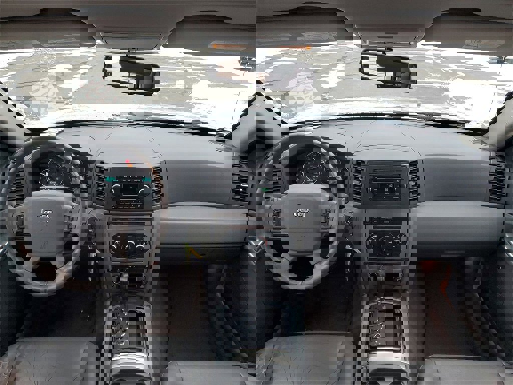 Used 2007 Jeep Grand Cherokee Laredo image 18