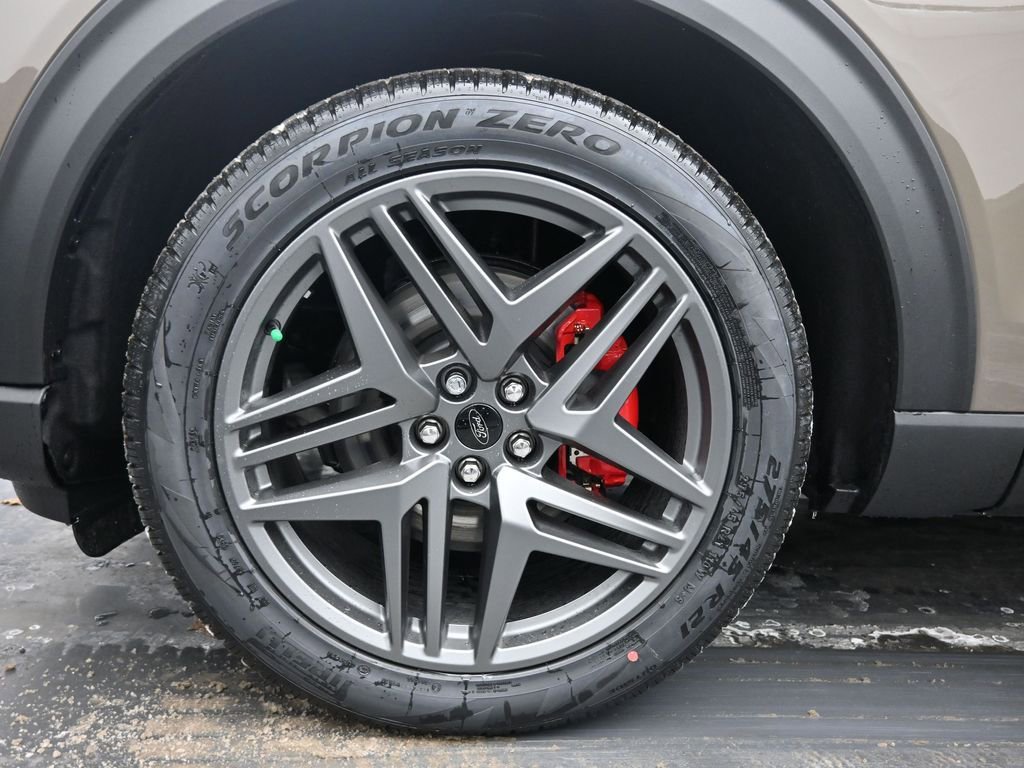 New 2026 Ford Explorer ST w/ Sun And Sound Package image 14