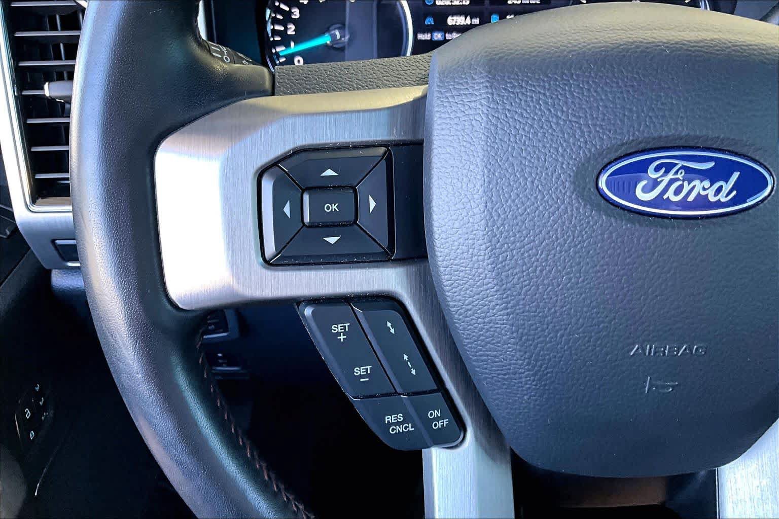 Used 2022 Ford F350 Platinum AWD/4WD image 24