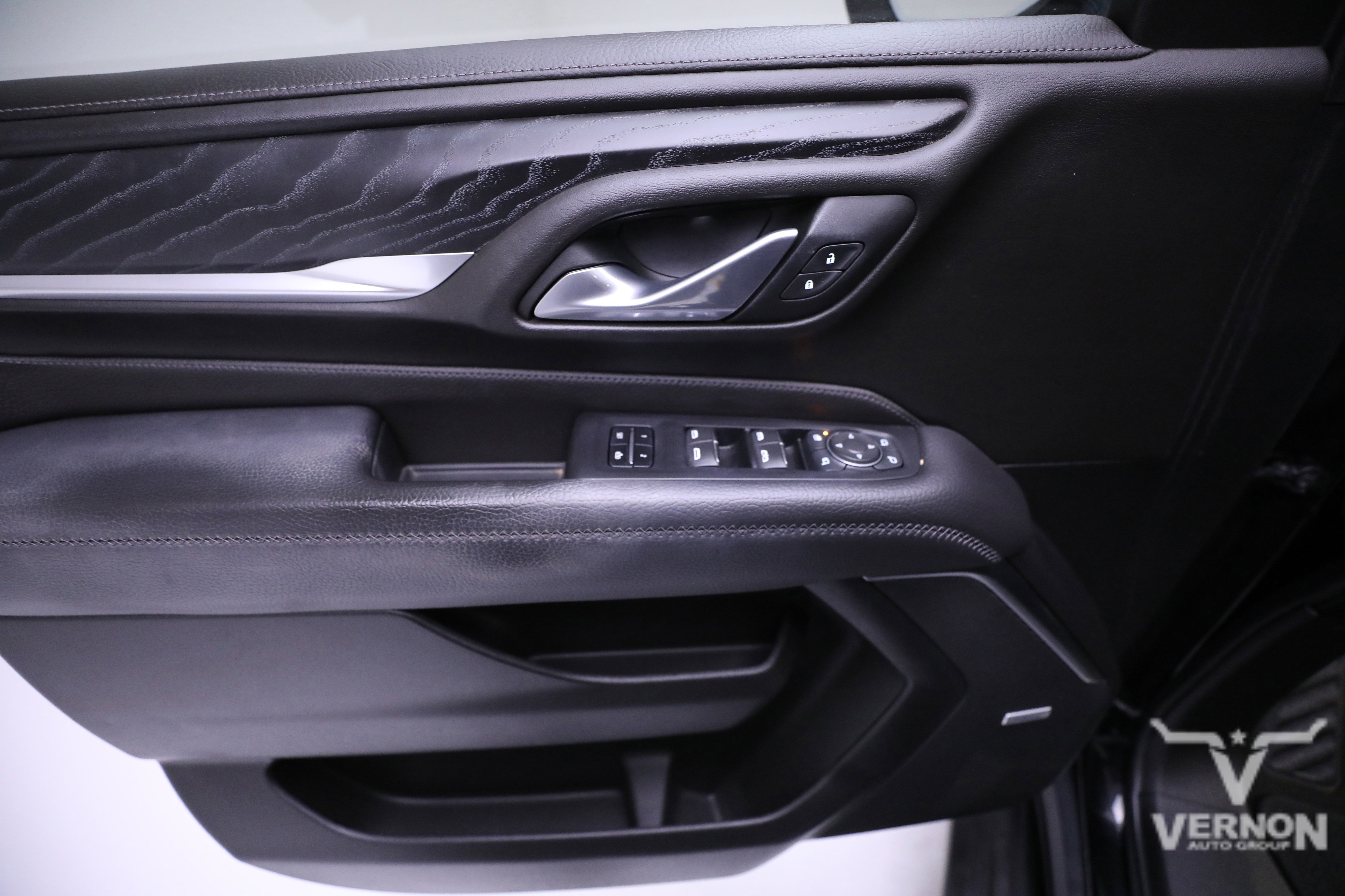 Used 2024 GMC Yukon Denali w/ Advanced Technology Package image 21