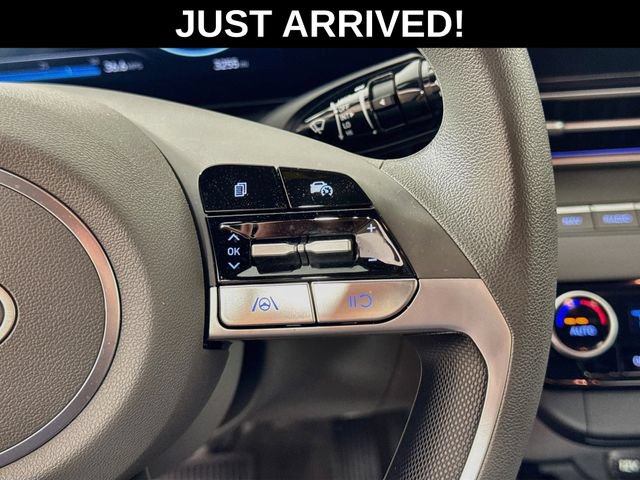 Certified 2024 Hyundai Elantra SEL FWD image 18