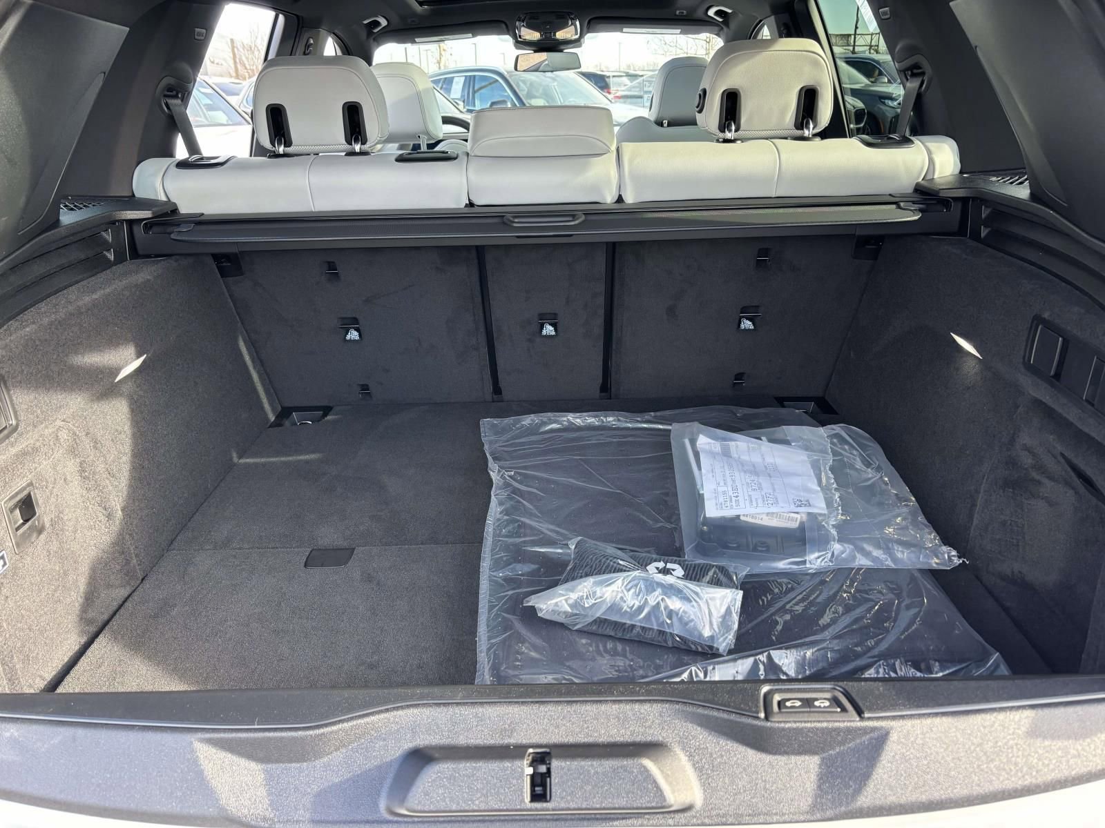 New 2026 BMW X5 xDrive50e w/ M Sport Package image 9