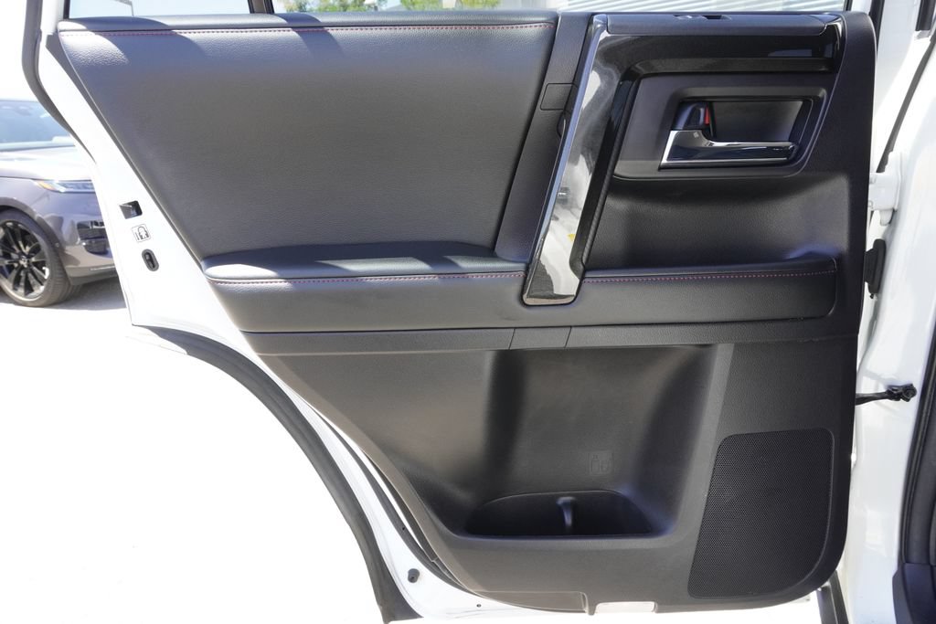 Used 2015 Toyota 4Runner Trail Premium AWD/4WD image 28