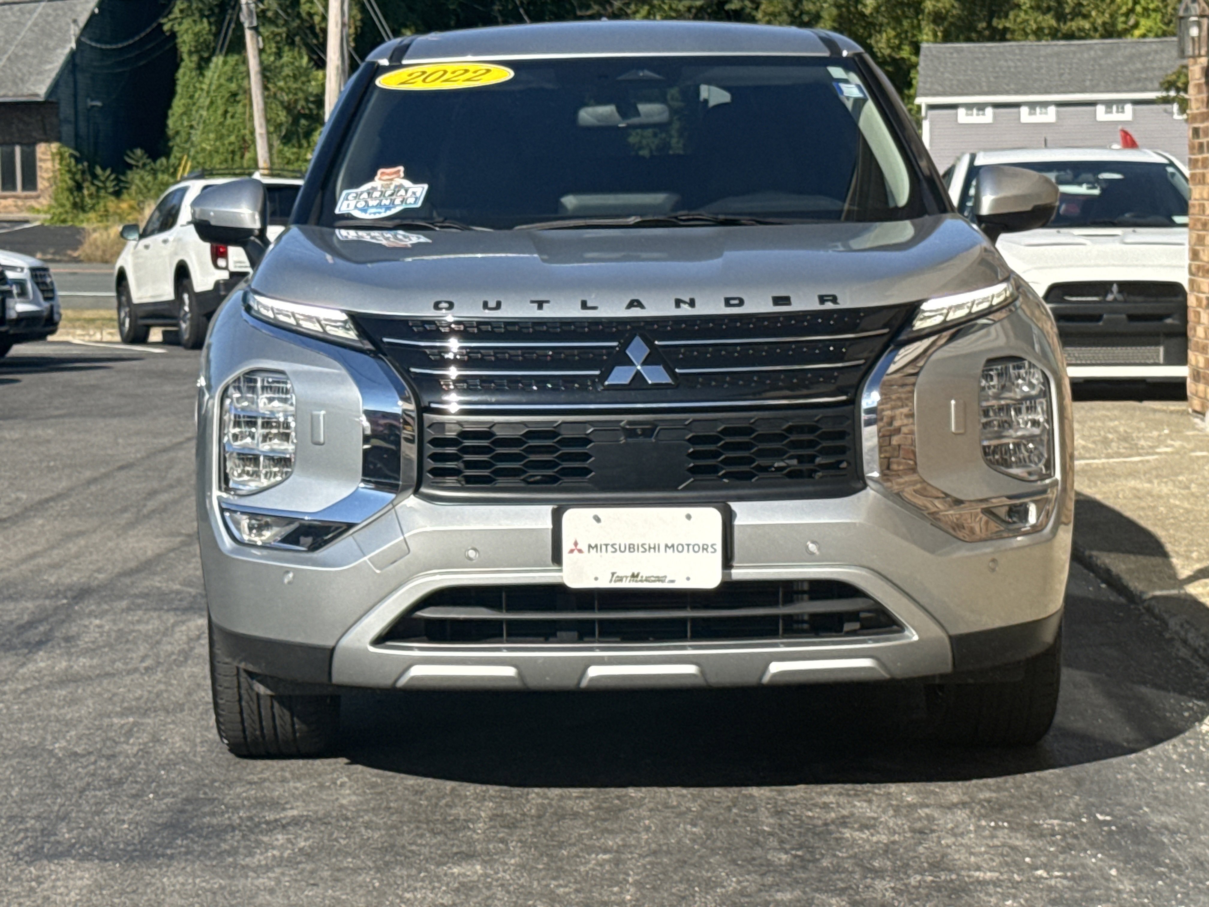 Used 2022 Mitsubishi Outlander SE image 8