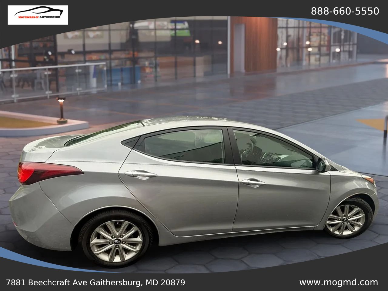 Used 2015 Hyundai Elantra SE w/ Option Group 02 FWD image 8