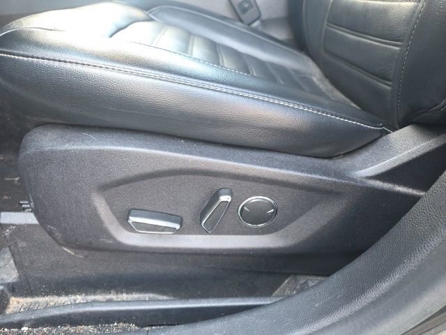 Used 2015 Ford Edge SEL w/ Equipment Group 201A image 5