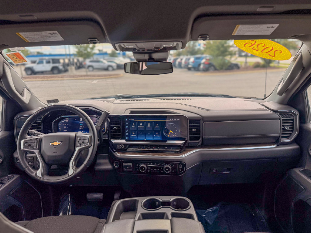 Used 2026 Chevrolet Silverado 1500 LT AWD/4WD image 14