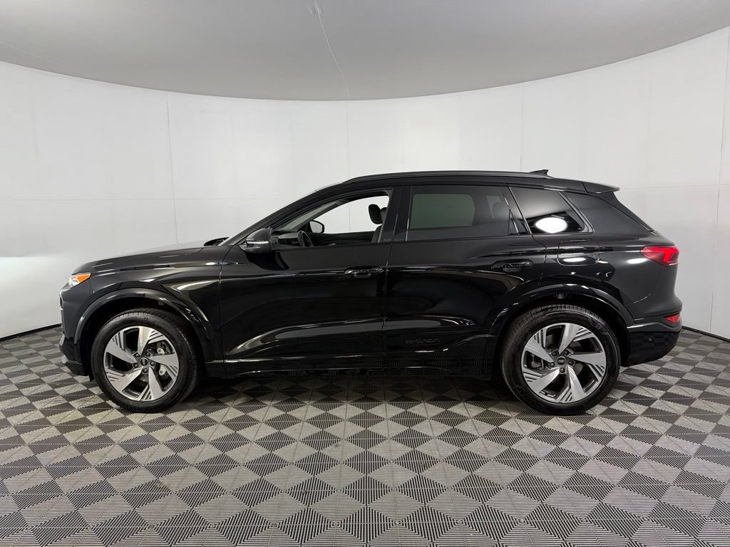 Used 2025 Audi Q6 e-tron Premium w/ Convenience Package AWD/4WD image 5