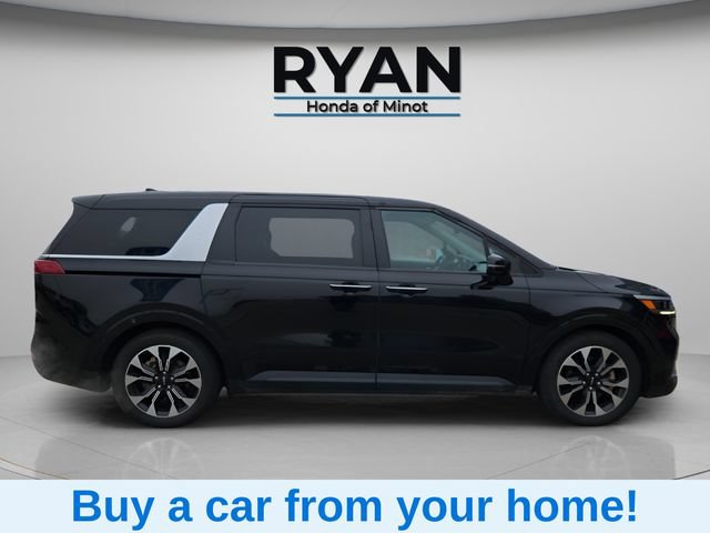 Used 2023 Kia Carnival EX FWD image 6