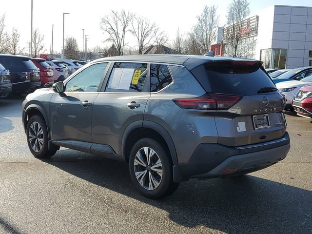 Used 2022 Nissan Rogue SV image 3