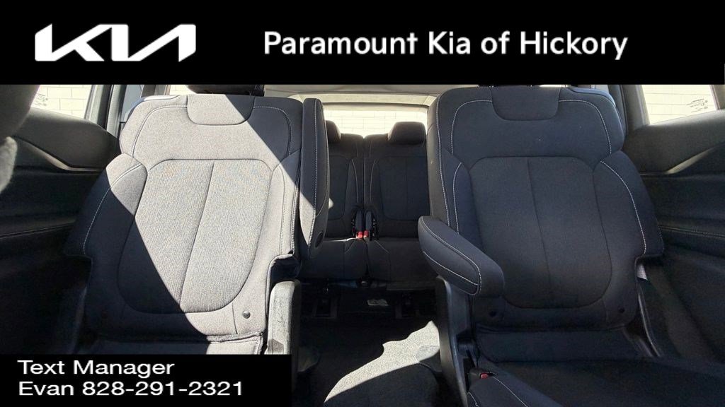 Used 2023 Jeep Grand Cherokee L Laredo image 31