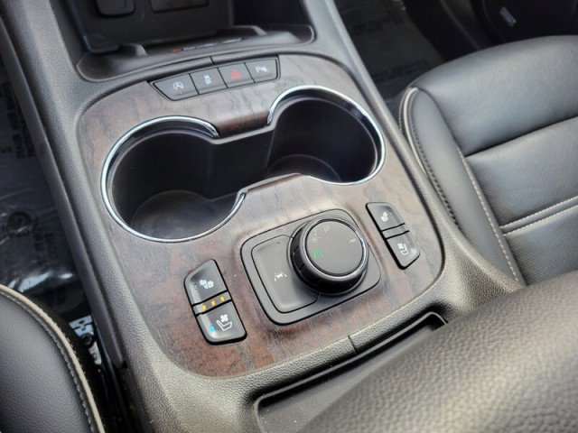 Used 2023 GMC Acadia Denali w/ Denali Ultimate Package image 28