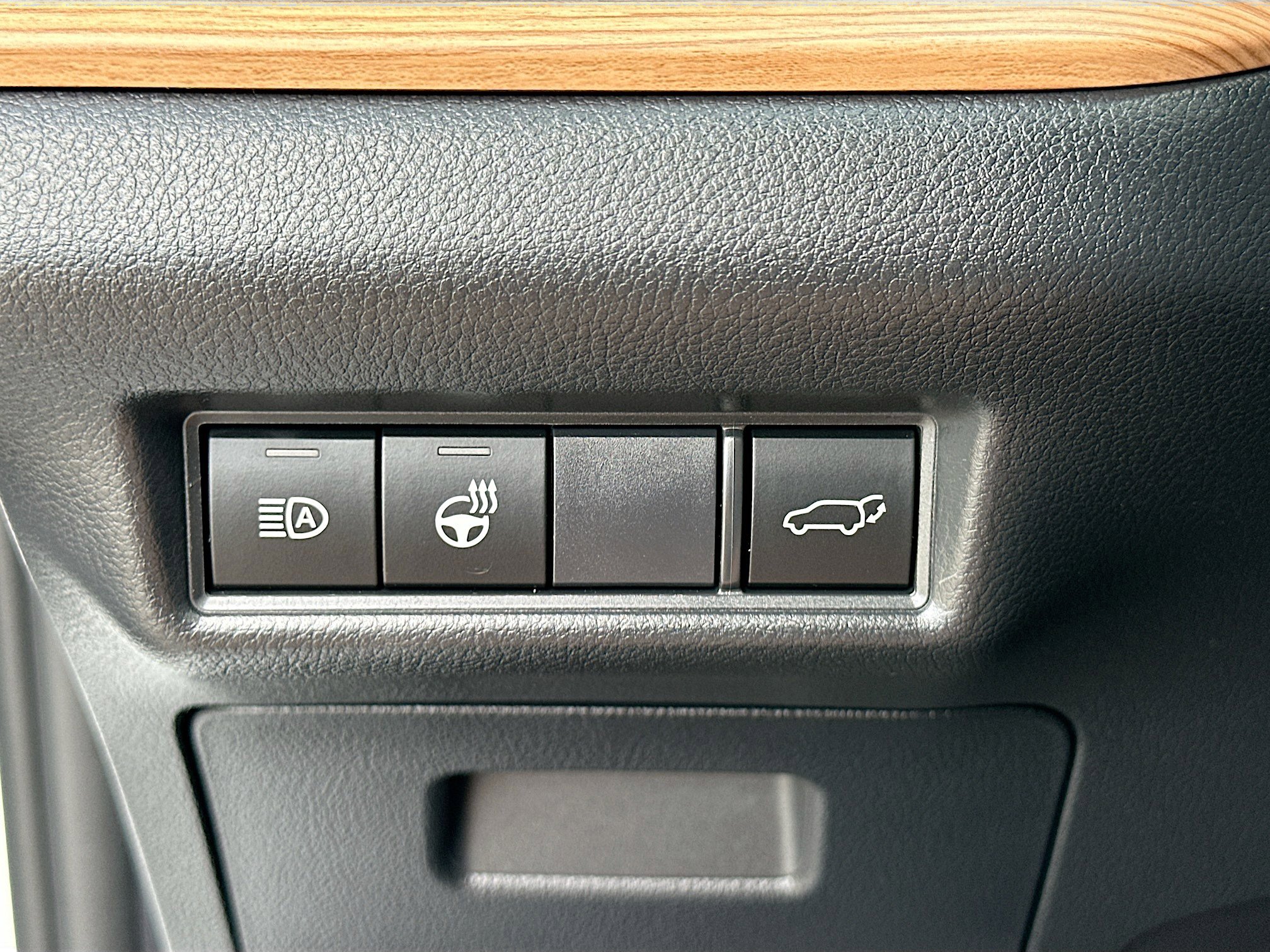 Used 2026 Toyota Grand Highlander FWD image 10