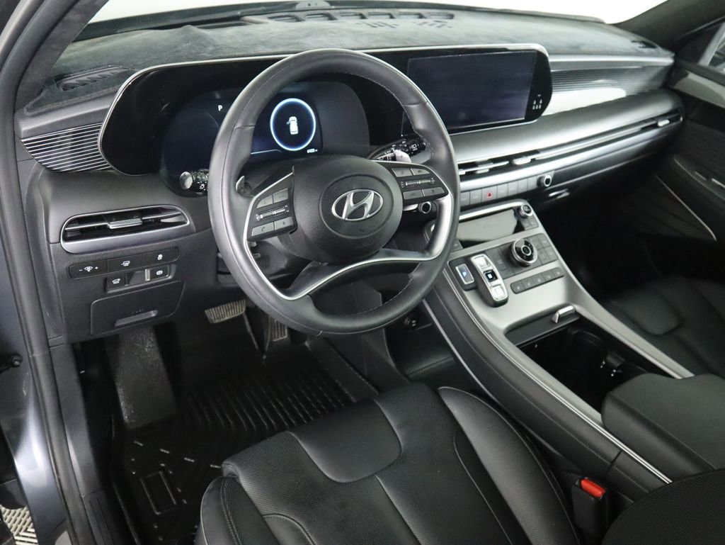 Used 2025 Hyundai Palisade Calligraphy image 9