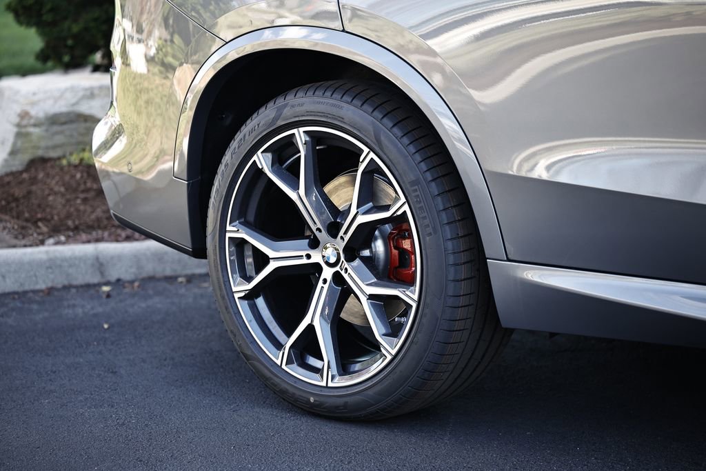 New 2026 BMW X5 sDrive40i w/ M Sport Package image 6