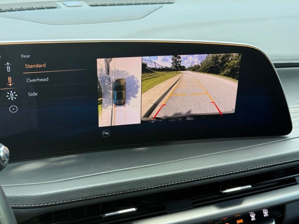 Certified 2025 Cadillac XT4 Premium Luxury FWD image 5