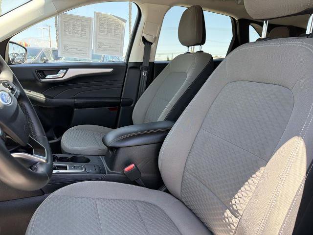 Certified 2021 Ford Escape SE w/ SE Sport Appearance Package FWD image 21