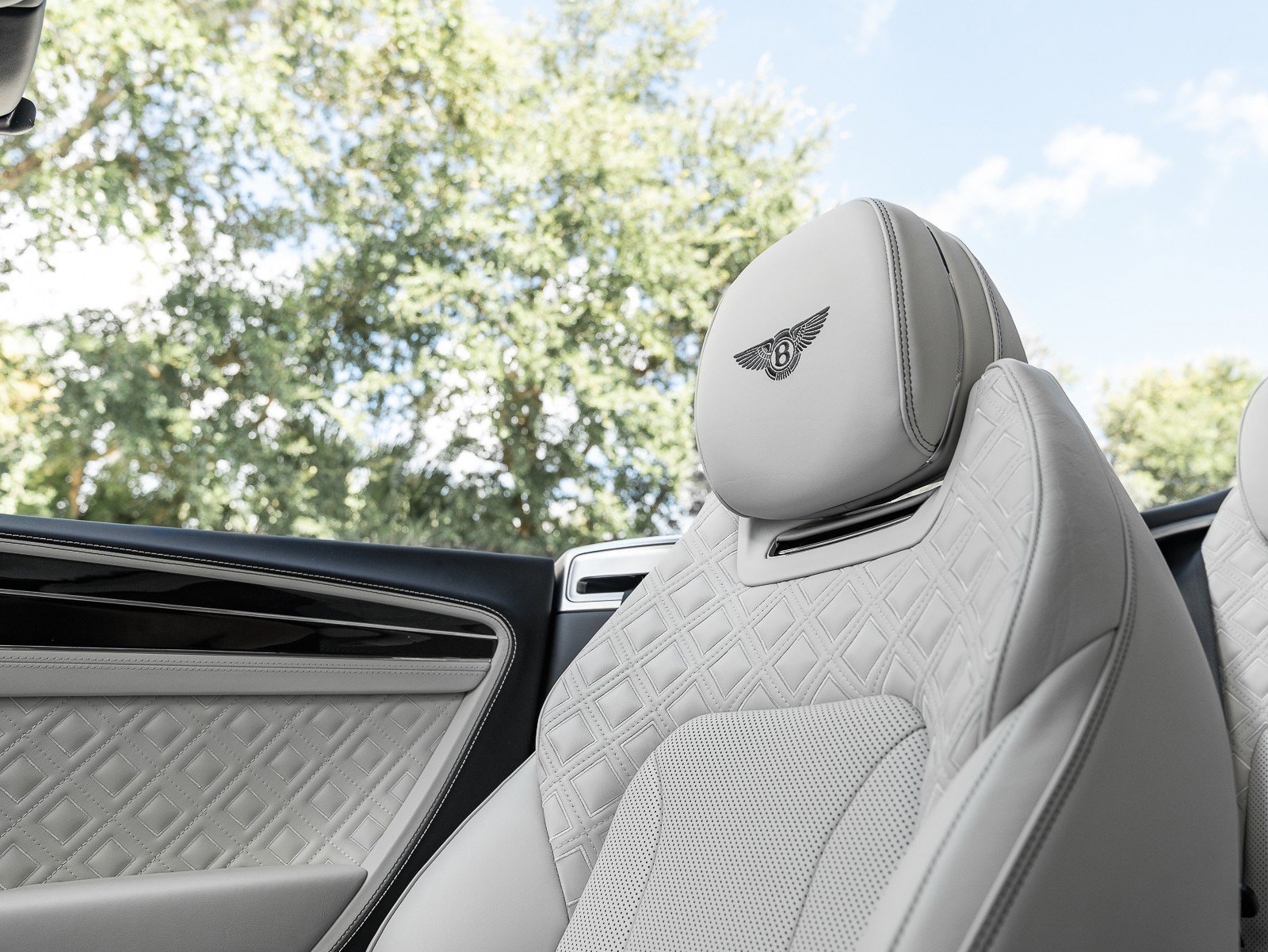Used 2022 Bentley Continental GT Speed image 24