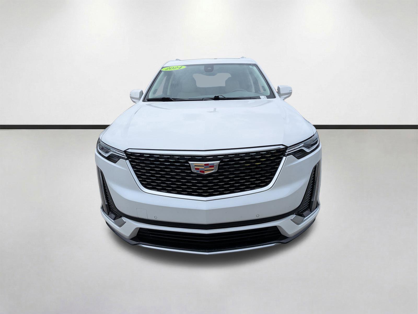 Used 2024 Cadillac XT6 Premium Luxury FWD image 9