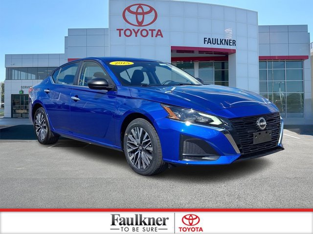 Used 2025 Nissan Altima 2.5 SV