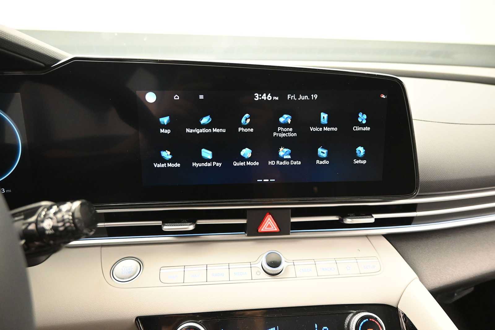 New 2026 Hyundai Elantra Limited FWD image 20
