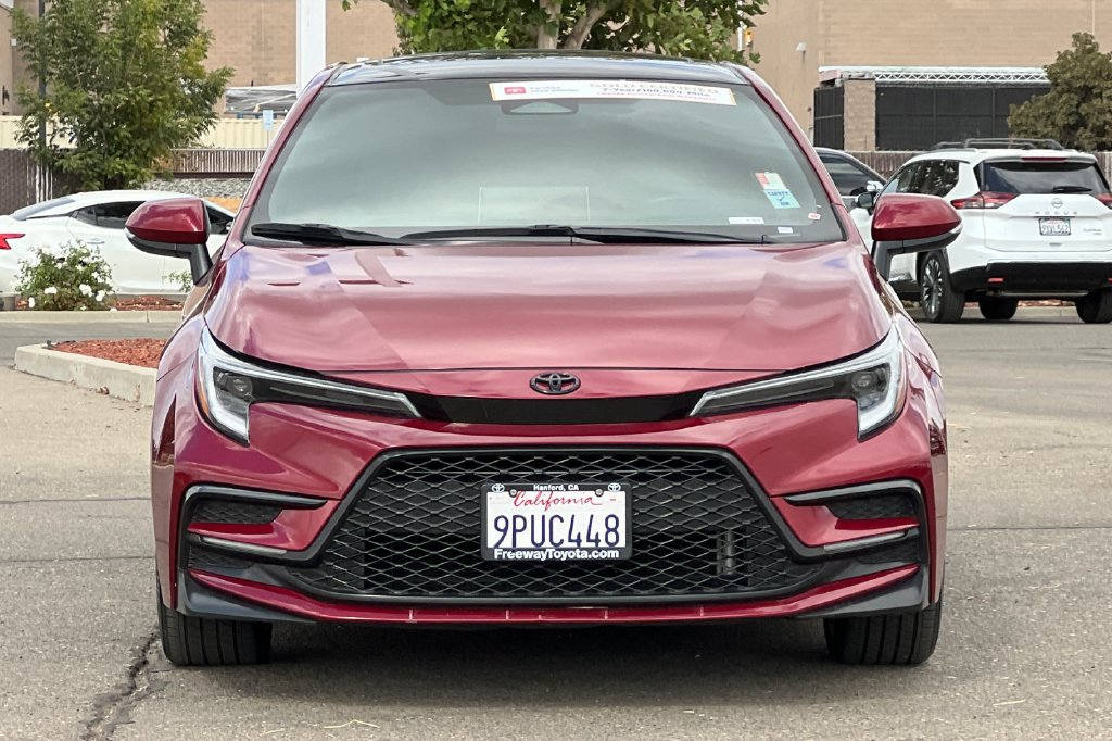 Certified 2025 Toyota Corolla SE w/ SE Premium Package FWD image 11