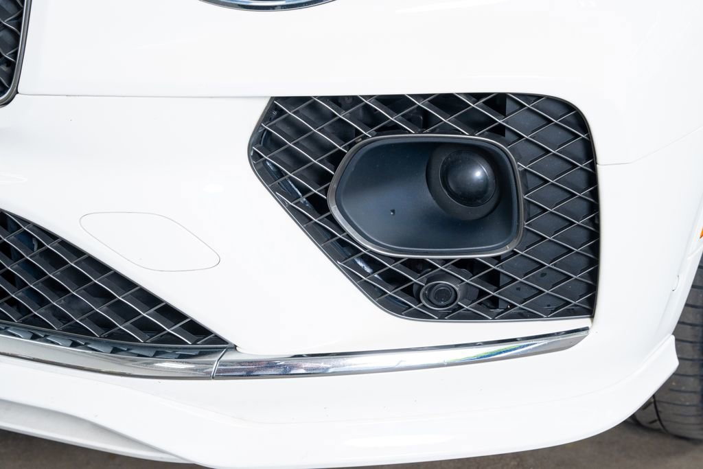 Used 2021 Bentley Bentayga Speed image 23