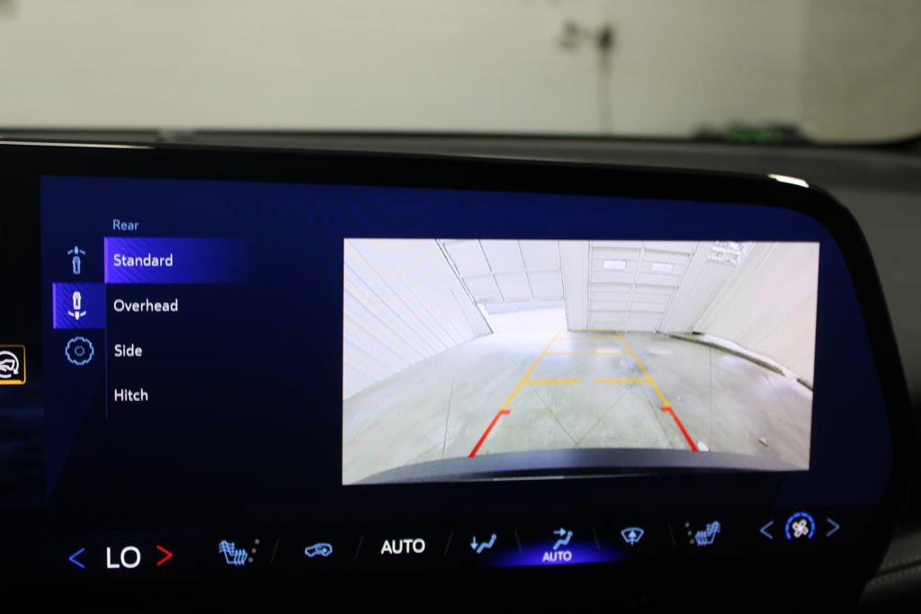 Used 2024 Chevrolet Blazer EV LT AWD/4WD image 45