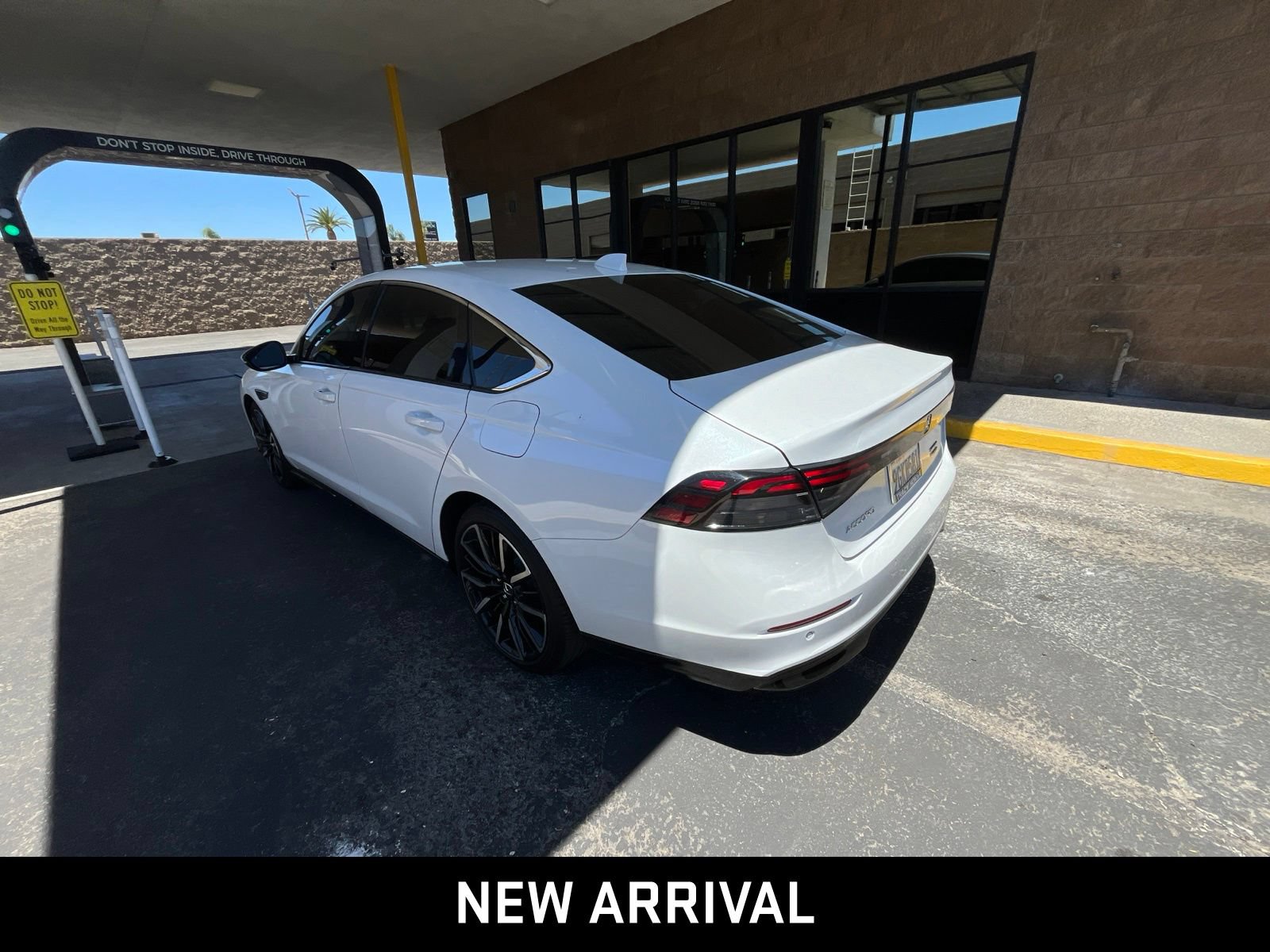 Used 2023 Honda Accord Touring image 6