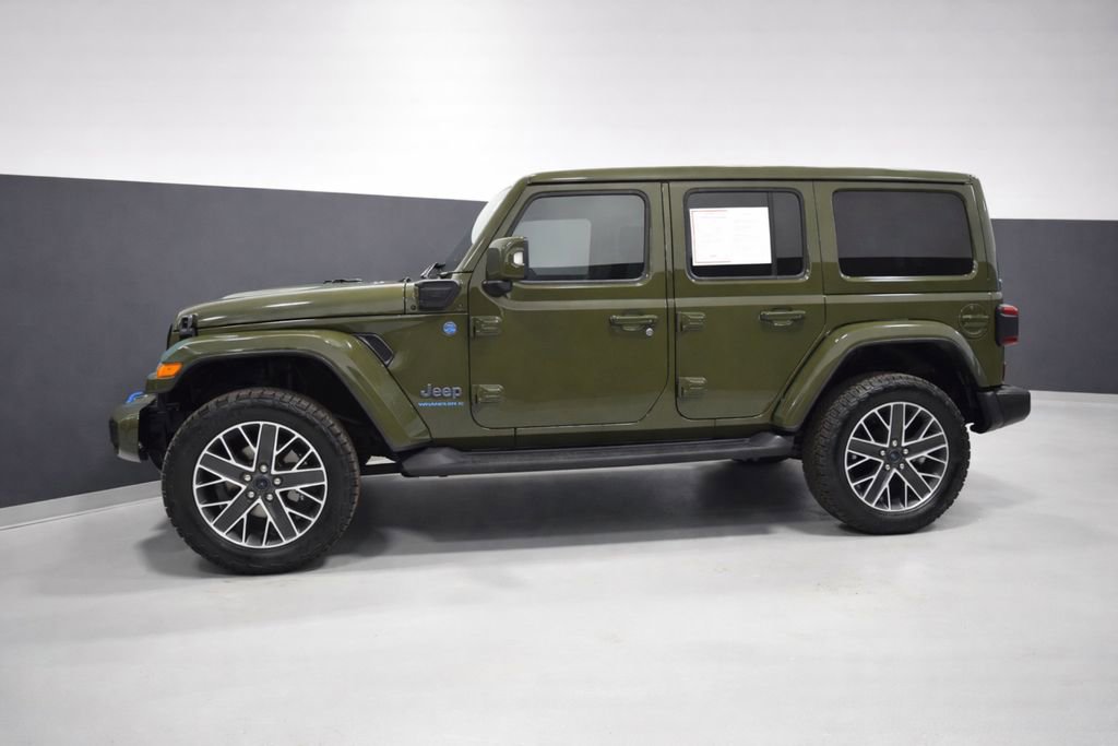 Used 2024 Jeep Wrangler High Altitude image 2