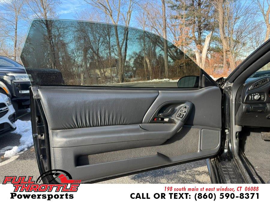 Used 1995 Chevrolet Camaro Z28 RWD image 13
